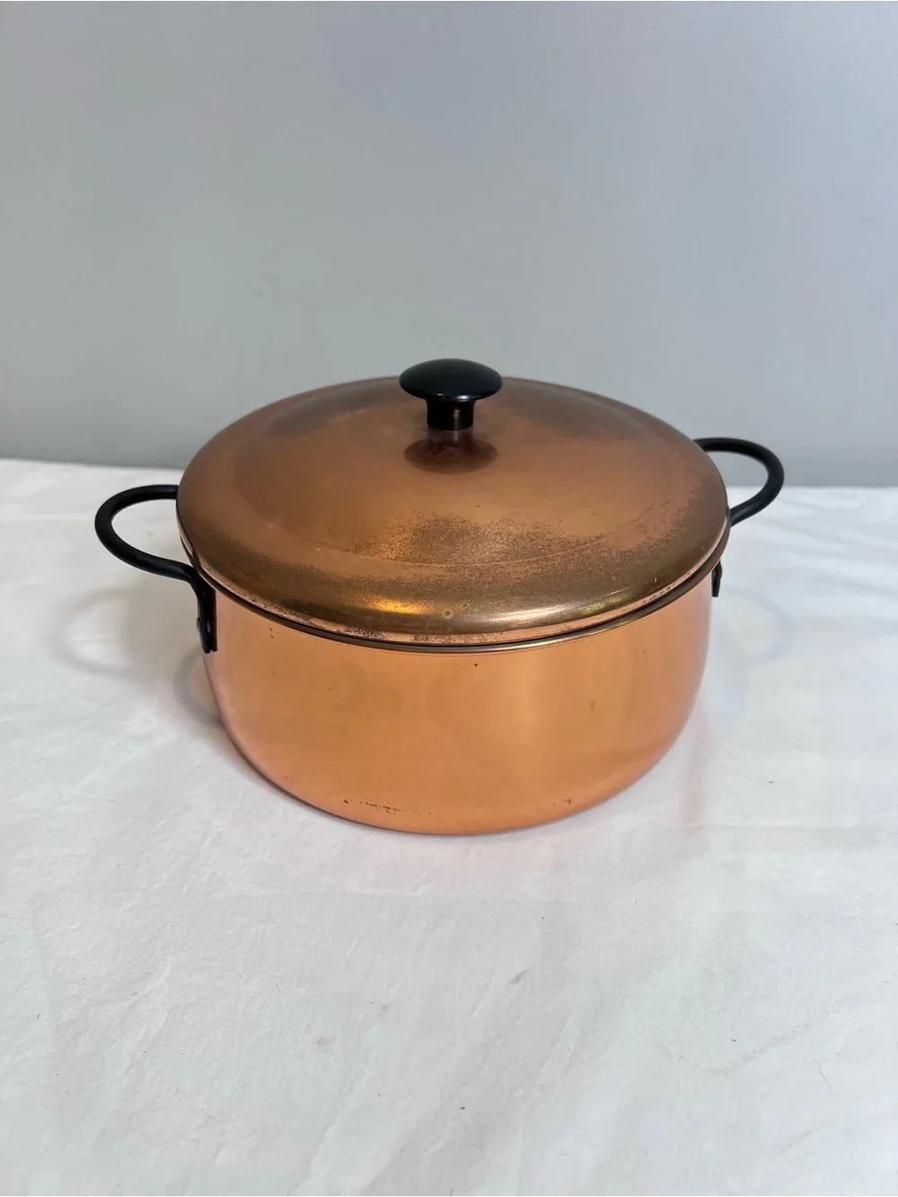 Coppercraft Guild 8” copper pot casserole server serving with a lid
